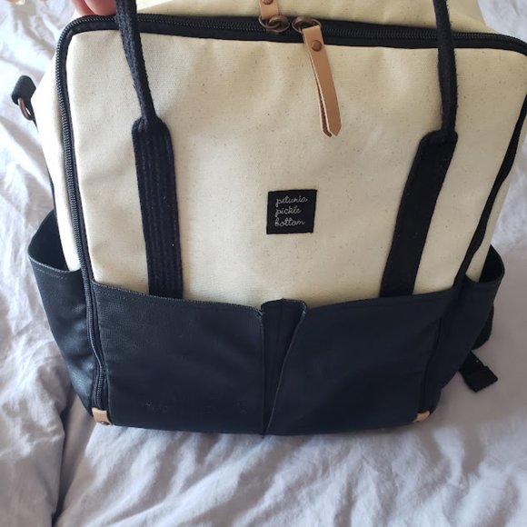 Petunia Pickle Bottom Diaper Bag - USED - Great Condition - Picture 2 of 7